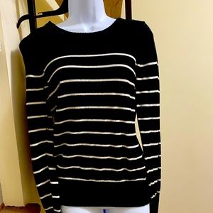 One of the most versatile and comfortable sweaty that’s ever existed!